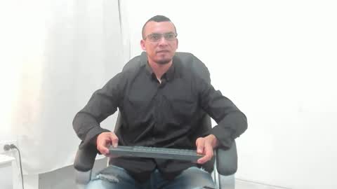 Snapshot of johan_miller1 chatting on 11/08/25, 04:23 johan online show from 11/08/25, 04:23