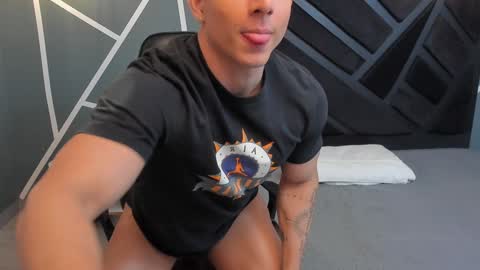 Johan Williams online show from 12/27/24, 02:33