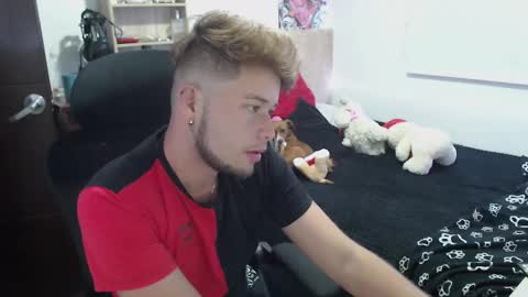 Snapshot of johanleonsweetboy chatting on 02/04/25, 02:49 JOHAN independient model online show from 02/04/25, 02:49