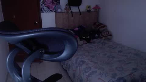 JOHAN independient model online show from 12/05/25, 02:47