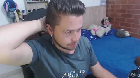 JOHAN independient model online show from 04/08/26, 04:29