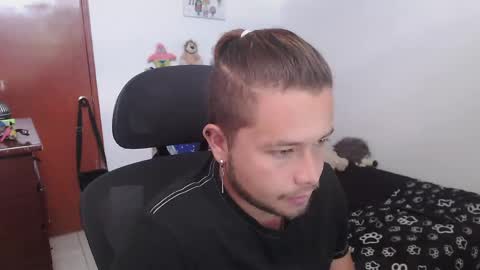 JOHAN independient model online show from 04/29/26, 06:25