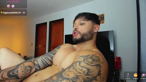 Snapshot of johatsu chatting on 12/03/24, 01:41 King - online show from 12/03/24, 01:41