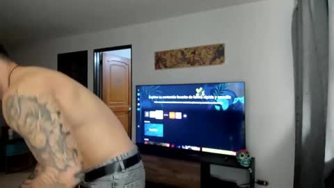 Snapshot of johatsu chatting on 12/25/24, 03:50 King - online show from 12/25/24, 03:50