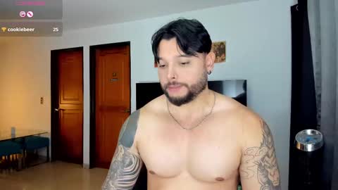 Snapshot of johatsu chatting on 02/14/25, 02:18 King - online show from 02/14/25, 02:18