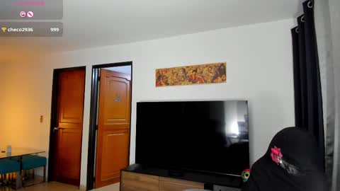 Snapshot of johatsu chatting on 02/19/25, 12:57 King - online show from 02/19/25, 12:57