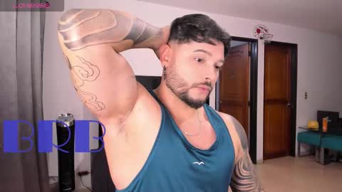 Snapshot of johatsu chatting on 11/15/25, 09:54 King - online show from 11/15/25, 09:54