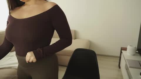 Jo online show from 04/08/26, 08:36