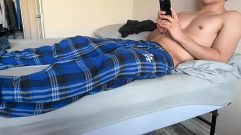 john17incherx3 online show from 04/04/26, 12:09