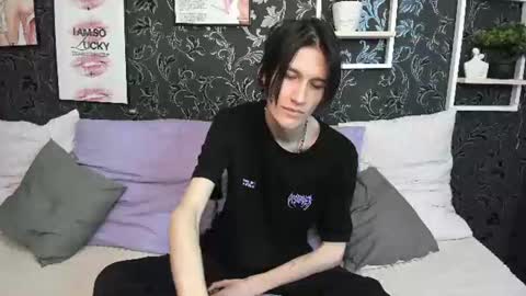 john__strong online show from 06/20/26, 03:15
