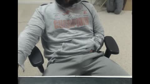 Snapshot of john_donson chatting on 01/23/25, 04:37 john_donson online show from 01/23/25, 04:37