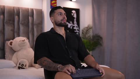 Snapshot of john_king29 chatting on 01/20/25, 10:26 john online show from 01/20/25, 10:26