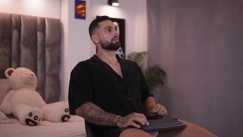 Snapshot of john_king29 chatting on 02/10/25, 09:15 john online show from 02/10/25, 09:15