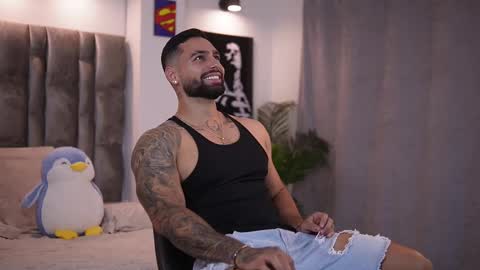 Snapshot of john_king29 chatting on 02/21/25, 11:01 john online show from 02/21/25, 11:01