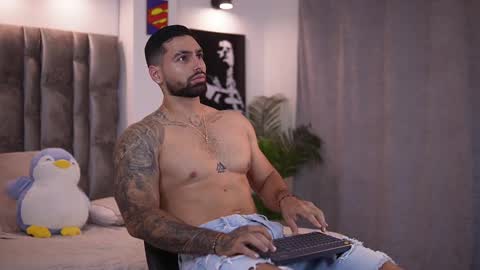 Snapshot of john_king29 chatting on 03/01/25, 01:29 john online show from 03/01/25, 01:29