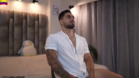 Snapshot of john_king29 chatting on 10/21/25, 08:09 john online show from 10/21/25, 08:09