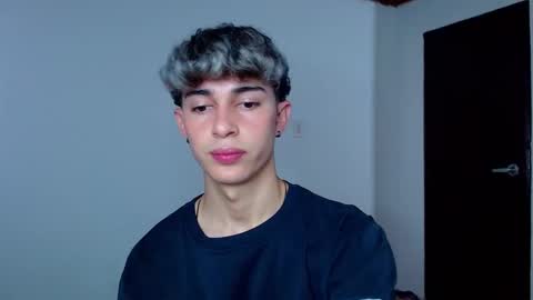 Snapshot of john_vichenso chatting on 10/10/25, 09:03 John Vichenso online show from 10/10/25, 09:03