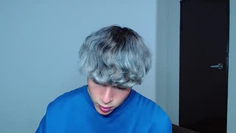 Snapshot of john_vichenso chatting on 10/16/25, 12:33 John Vichenso online show from 10/16/25, 12:33