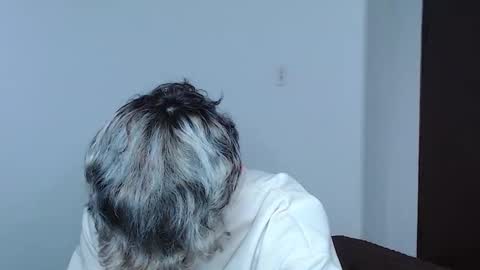 Snapshot of john_vichenso chatting on 10/17/25, 09:50 John Vichenso online show from 10/17/25, 09:50