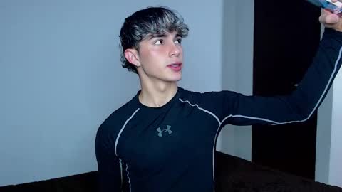 Snapshot of john_vichenso chatting on 10/23/25, 10:41 John Vichenso online show from 10/23/25, 10:41