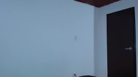 Snapshot of john_vichenso chatting on 12/01/25, 10:04 John Vichenso online show from 12/01/25, 10:04