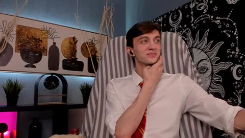 John online show from 01/08/25, 09:01