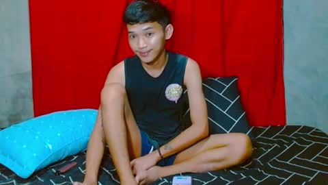 Snapshot of john_zacharyxx chatting on 04/04/26, 01:19 JohnXxx online show from 04/04/26, 01:19