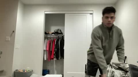 Snapshot of johnafterdark chatting on 12/09/24, 11:58 JAXX online show from 12/09/24, 11:58