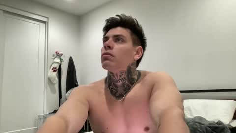 Snapshot of johnafterdark chatting on 12/25/24, 01:42 JAXX online show from 12/25/24, 01:42