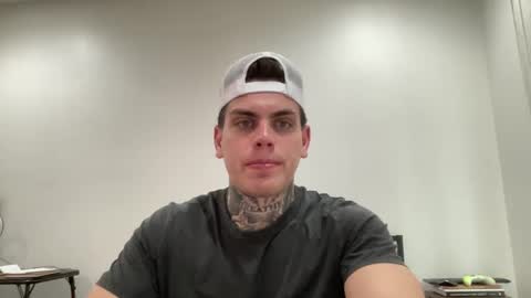 Snapshot of johnafterdark chatting on 01/28/25, 04:19 JAXX online show from 01/28/25, 04:19