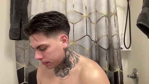 Snapshot of johnafterdark chatting on 02/04/25, 03:36 JAXX online show from 02/04/25, 03:36