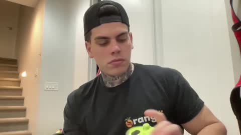 Snapshot of johnafterdark chatting on 03/09/25, 02:50 JAXX online show from 03/09/25, 02:50