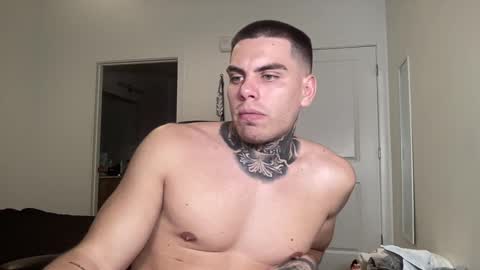 Snapshot of johnafterdark chatting on 09/17/25, 02:13 JAXX online show from 09/17/25, 02:13