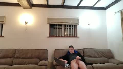 johnathan_stuart33 online show from 03/15/26, 11:00