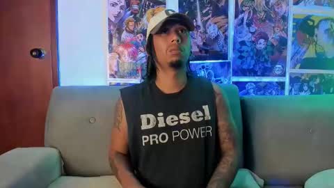 Snapshot of johncarrie chatting on 01/18/26, 01:31 John carrie Independent Help me reach my goal 100 likes and 10000 followers online show from 01/18/26, 01:31