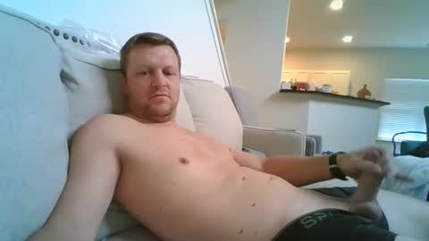 johnd101020 online show from 12/03/25, 03:21