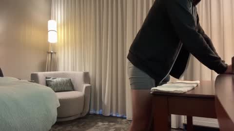 J online show from 12/05/24, 12:33