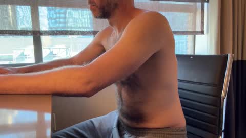 J online show from 09/19/25, 01:45