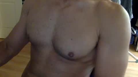 Snapshot of johnhotxxxx chatting on 12/12/24, 06:36 LETSPLAY online show from 12/12/24, 06:36
