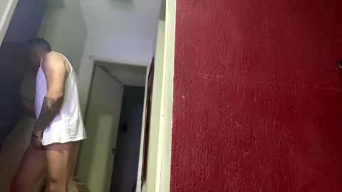 Snapshot of johnjow10 chatting on 02/16/25, 05:15 JOHN online show from 02/16/25, 05:15