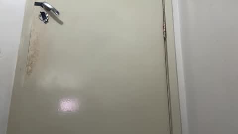 Snapshot of johnjow10 chatting on 09/09/25, 10:53 JOHN online show from 09/09/25, 10:53