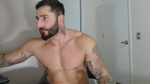 Snapshot of johnklleyn chatting on 03/07/25, 12:26 john online show from 03/07/25, 12:26