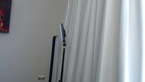 Snapshot of johnklleyn chatting on 09/30/25, 07:30 john online show from 09/30/25, 07:30