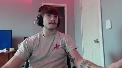 Snapshot of johnlights0 chatting on 12/19/25, 07:54 John Lights online show from 12/19/25, 07:54