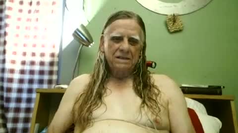 Snapshot of johnnieq1971 chatting on 06/29/26, 12:50 johnnieq1971 online show from 06/29/26, 12:50