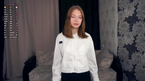 Rocio online show from 10/16/25, 05:36