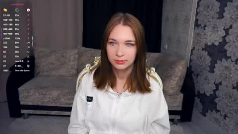 Rocio online show from 10/19/25, 06:08