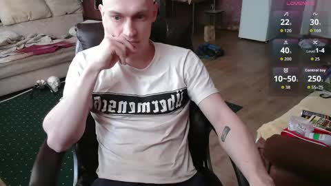 Johnny online show from 04/28/26, 04:17