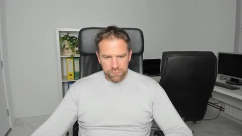 johnnydough82 online show from 12/03/24, 05:09