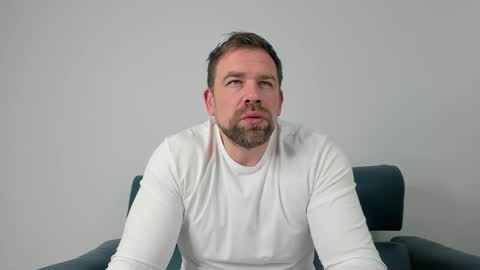 johnnydough82 online show from 03/02/25, 04:50